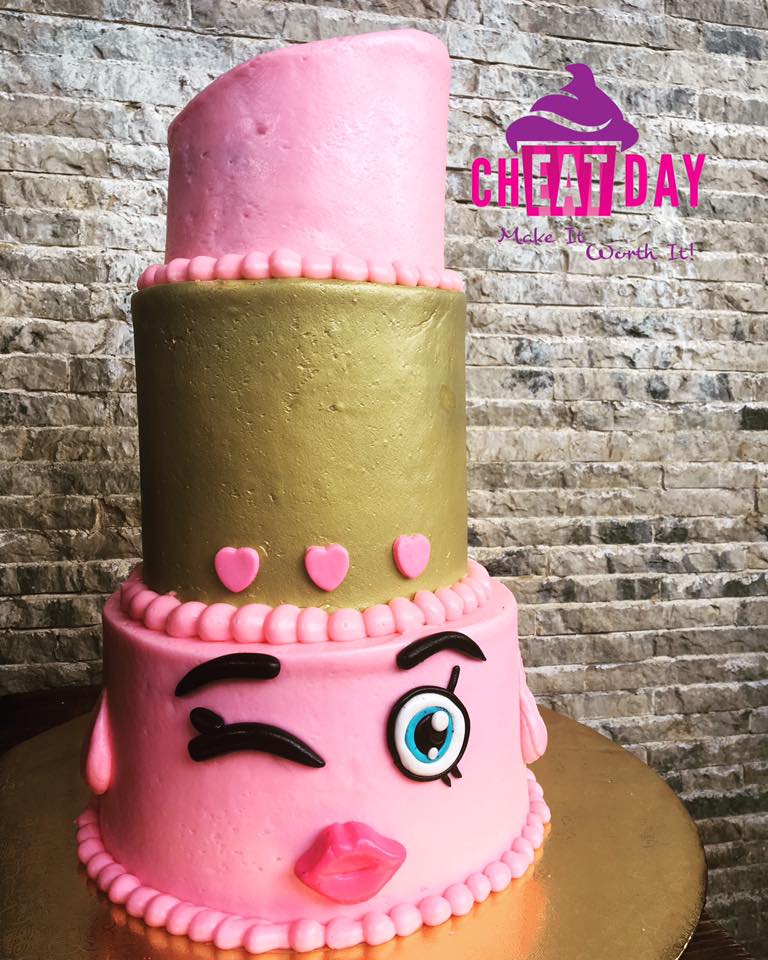Custom Round Cake