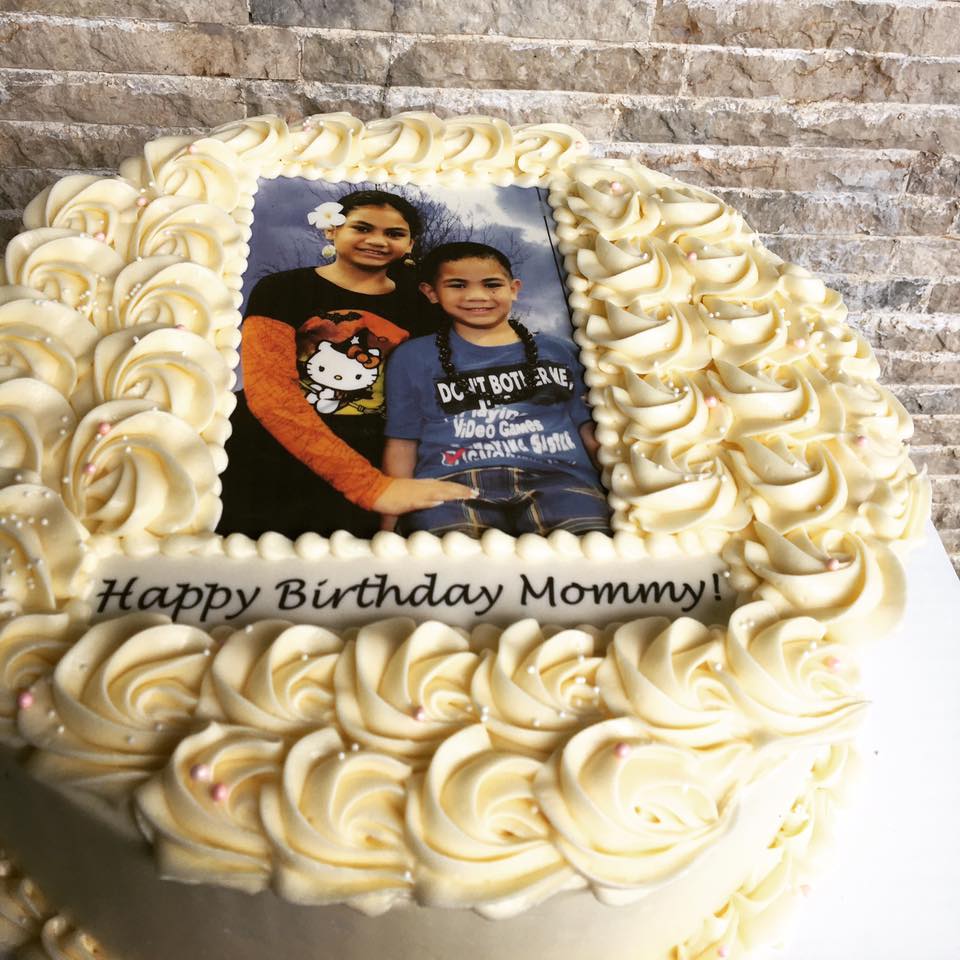 Themed Round Cake
