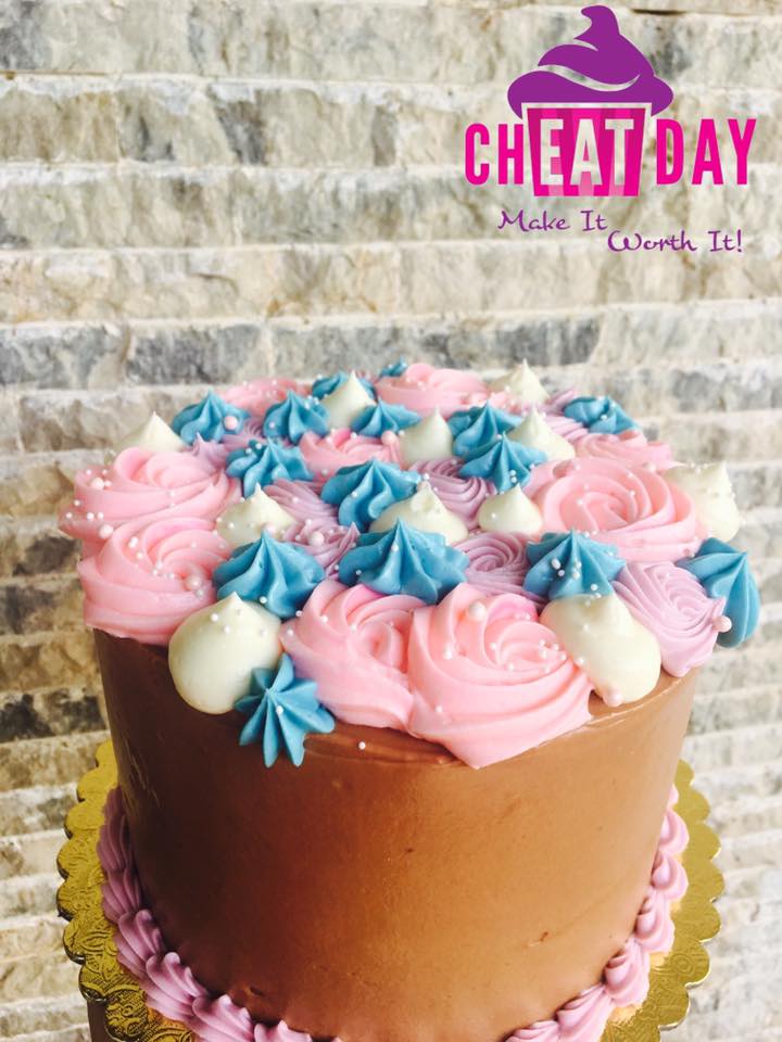 Themed Round Cake