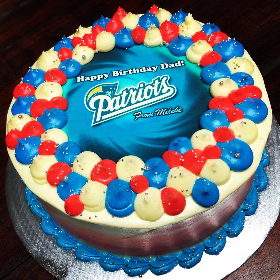 Themed Round Cake