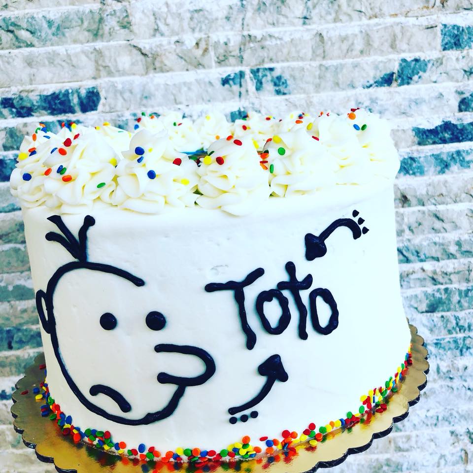 Themed Round Cake